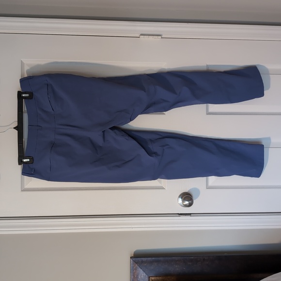 Lululemon Commission Relaxed-Tapered Golf Pant - Picture 2 of 10